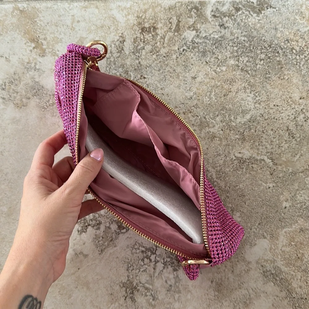 SPARKLY PINK SLINKY HANDBAG - NWOT - Picture 4 of 4